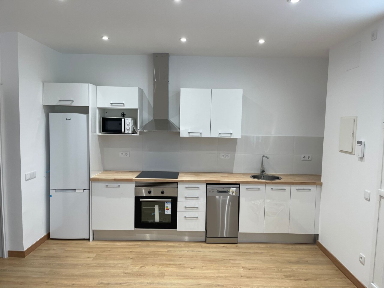 Cambio de uso de local a vivienda en La Roureda, Sabadell obra prullans sabadell14