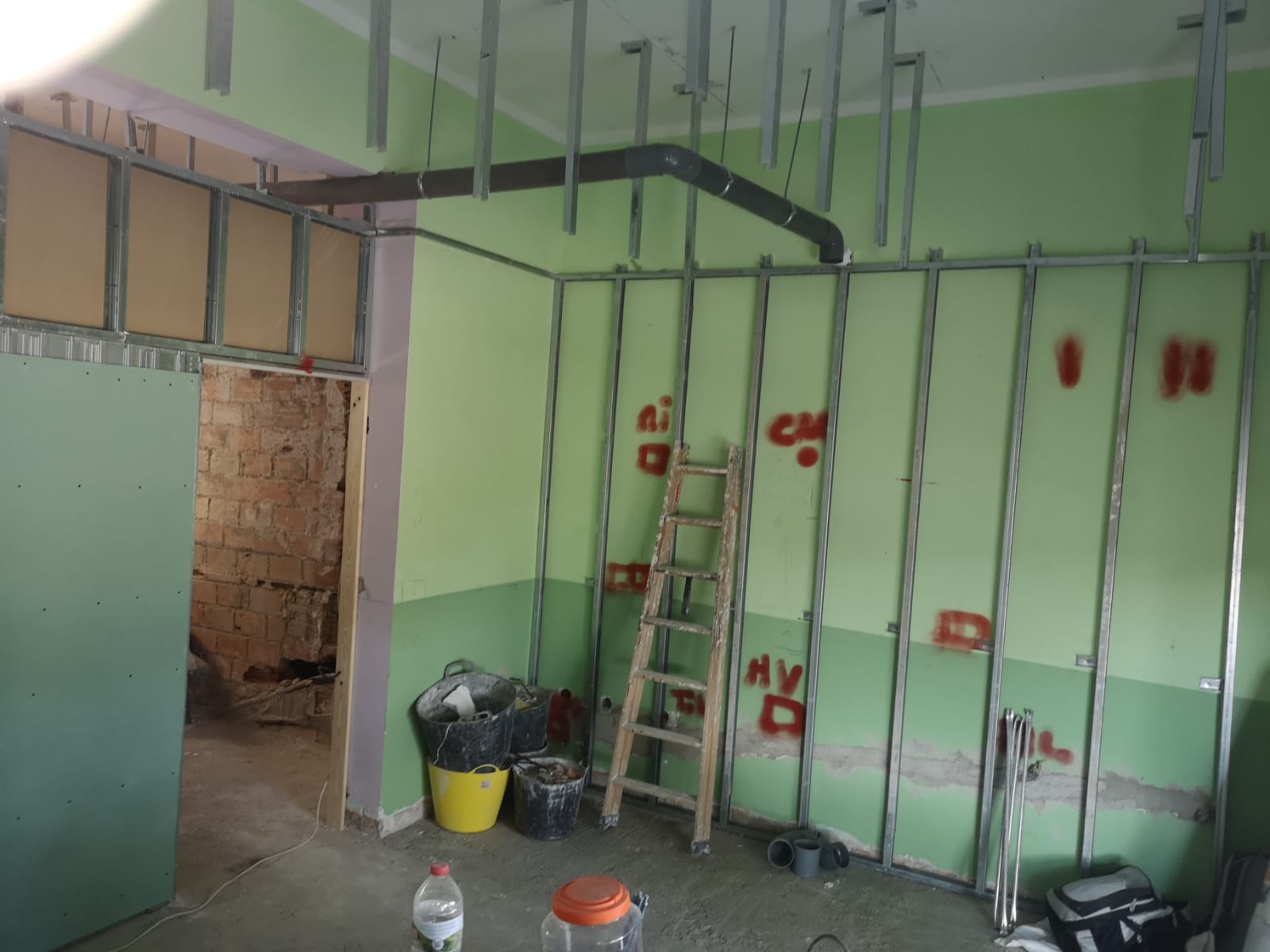 Cambio de uso de local a vivienda en La Roureda, Sabadell obra prullans sabadell8
